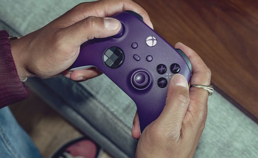Xbox представляет беспроводной контроллер Astral Purple