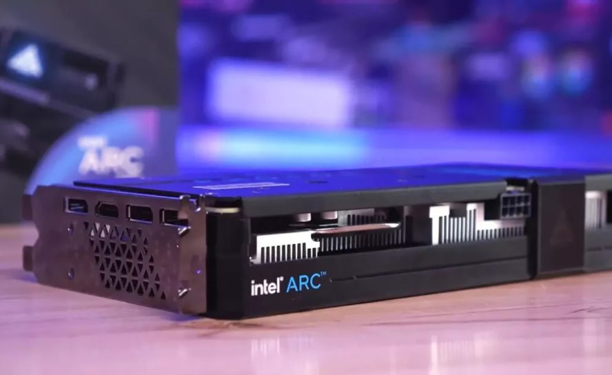 Intel выпускает драйвер 101.6913 WHQL для видеокарт Arc: фиксы для Returnal и Valorant, баги в Fortnite остаются