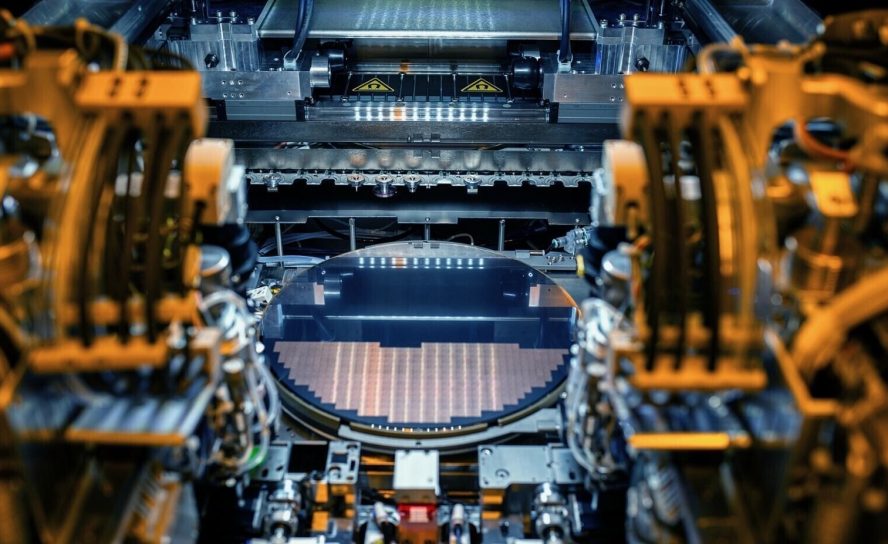 Будущее техпроцесса Intel 14A: все зависит от Apple и NVIDIA?