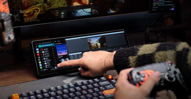 Неожиданная новинка от Corsair: монитор Xeneon Edge создан для творчества и контроля