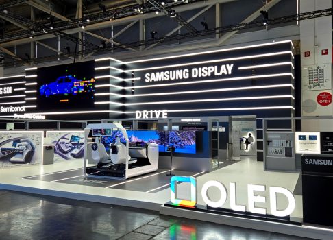 Samsung Display представила «Движение к OLED»: как дисплеи изменят будущее автомобилей
