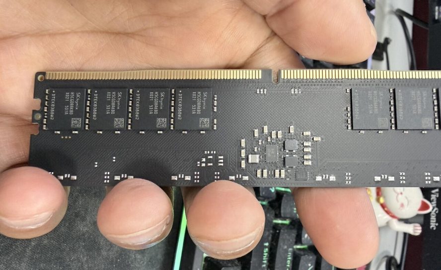 DDR5 разгоняется: Замечены чипы SK hynix A-die нового поколения с базовой скоростью 7200 МТ/с