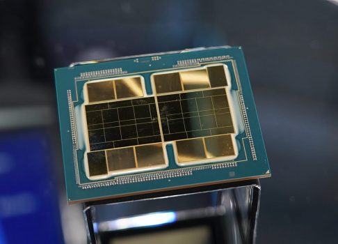 Intel переходит в наступление на рынке ИИ: Новый ускоритель «Jaguar Shores» создается в партнерстве с Alchip