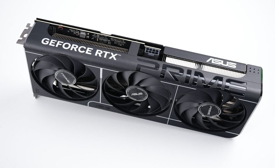 Геймеры проголосовали кошельком: NVIDIA переключает приоритеты на GeForce RTX 5060 Ti с 16 ГБ памяти