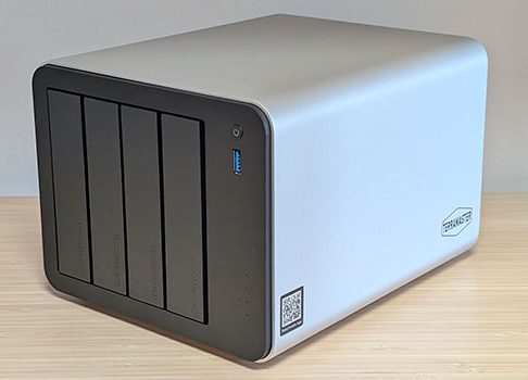 Возвращение к Премиум-Классу: TerraMaster F4-425 Plus — NAS-Хранилище в Карбоновом Доспехе с Двойным 5-Гигабитным Интерфейсом