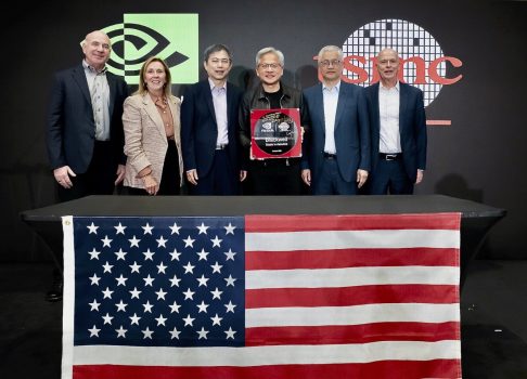 Исторический прорыв: Первая ИИ-пластина NVIDIA Blackwell произведена в США на заводе TSMC