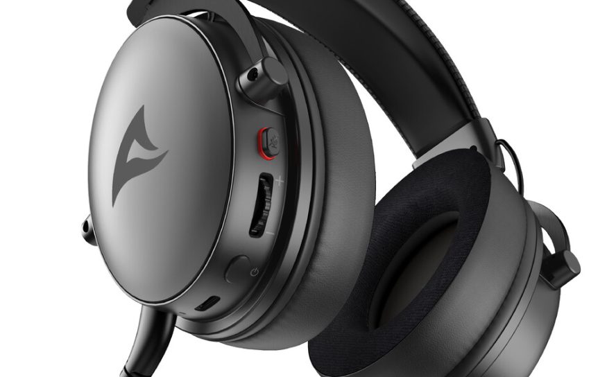 Двойной режим и 35 часов игры: Sharkoon представила беспроводную гарнитуру SKILLER SGH40W