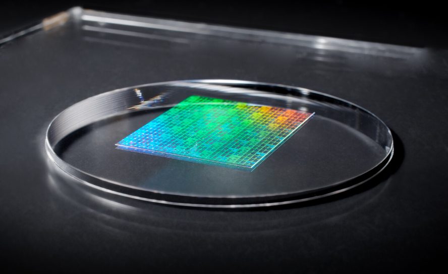 DNP представила nanoimprint-шаблон с линиями 10 нм, рассчитанный на производство логических чипов уровня 1,4 нм