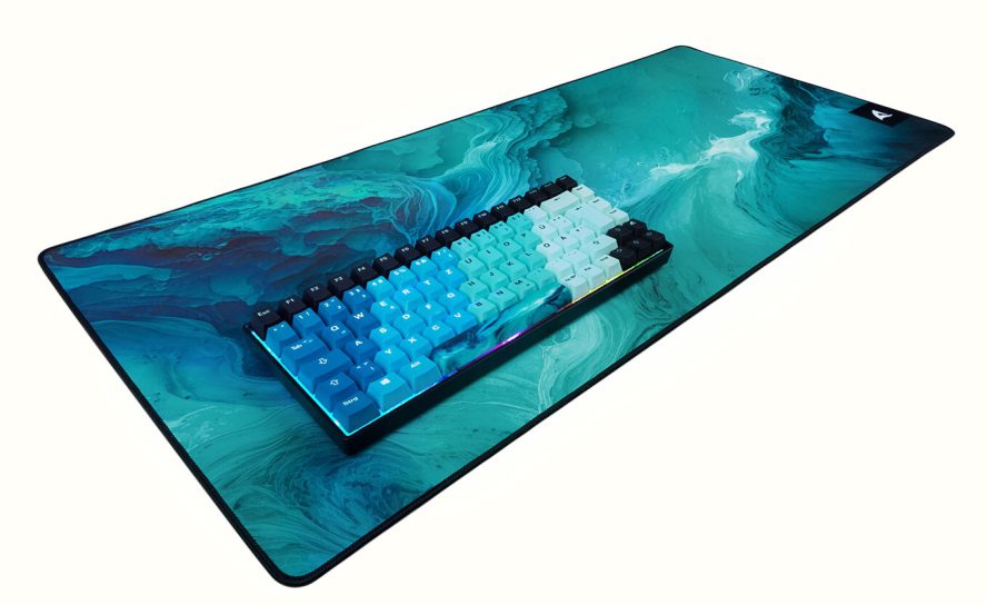 Sharkoon представила клавиатуру SKILLER SGK50 S3 Ultimate Rev2 в морском стиле с акцентом на кастомизацию и комфорт