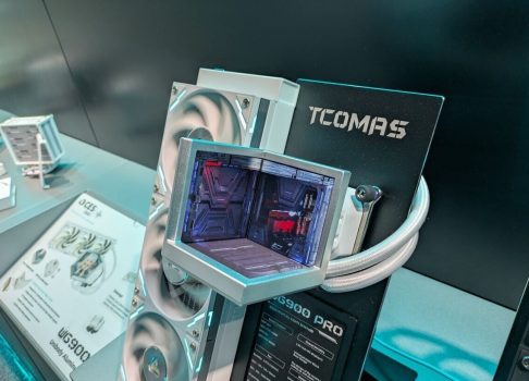 TCOMAS представила на CES 2026 необычные СЖО для процессоров — с тремя LCD-экранами и без дисплеев