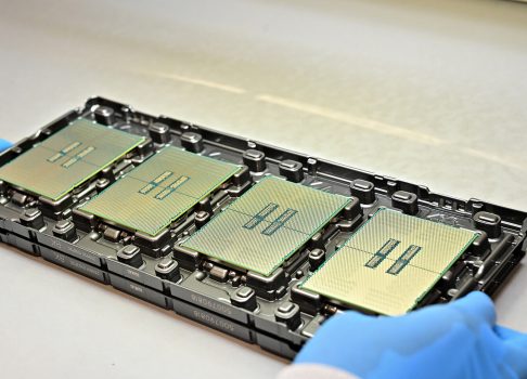 Intel Diamond Rapids: в Linux-патчах раскрылись детали архитектуры будущих Xeon 7