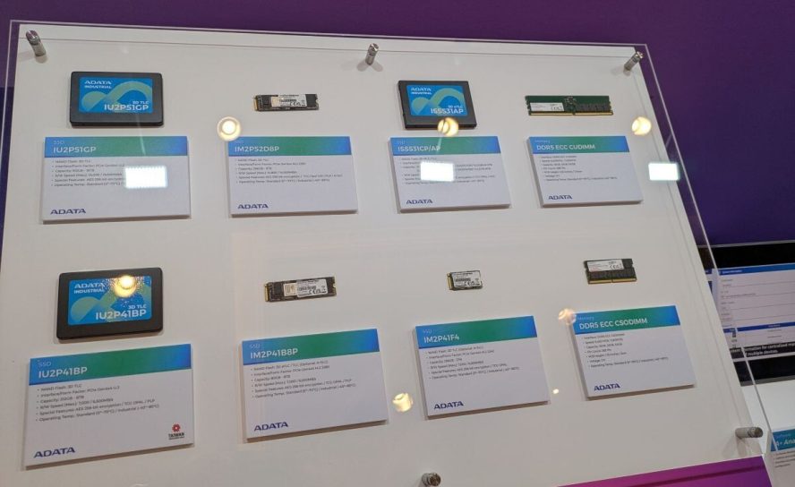 ADATA на CES 2026 представила серверную память и линейку SSD от SATA до NVMe Gen5