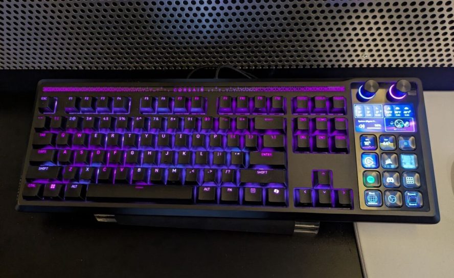 Corsair показала GALLEON 100 SD — игровую клавиатуру с полноценным Stream Deck в одном корпусе