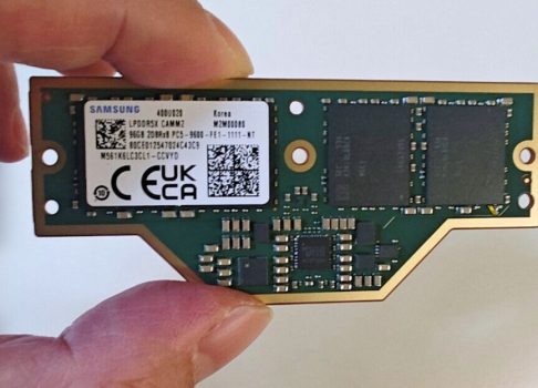 Lenovo показала уникальный модуль LPCAMM2: 96 ГБ LPDDR5X-9600 для ноутбуков нового поколения