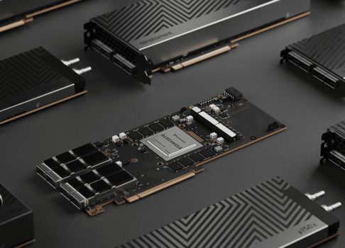 Tenstorrent сократила число вычислительных ядер в ускорителях Blackhole P150