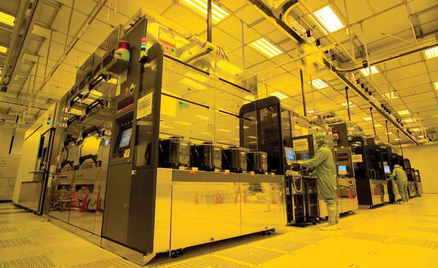 TSMC установила рекордные инвестиции на 2026 год и отчиталась о росте доходов в январе