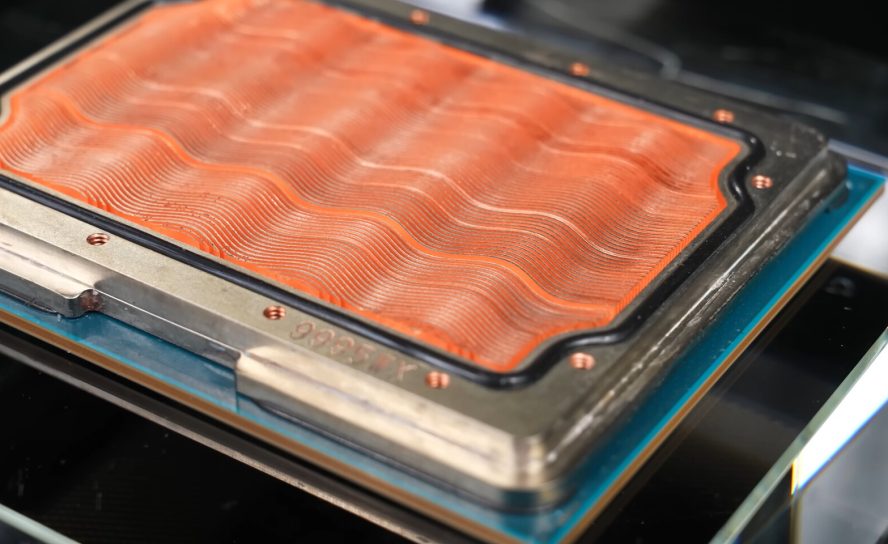 96 ядер на 5,3 ГГц и 1,3 кВт: энтузиаст превратил Threadripper Pro 9995WX в водоблок прямого контакта