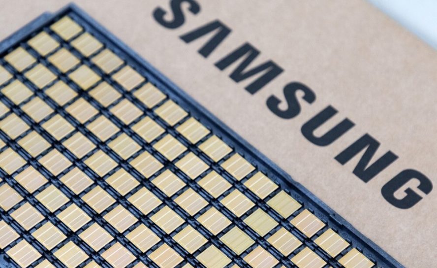 Samsung перерабатывает архитектуру питания HBM4E для повышения эффективности памяти в ИИ-ускорителях
