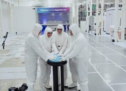 Imec запустила самый передовой литографический сканер ASML: индустрия готовится к эпохе чипов ниже 2 нм