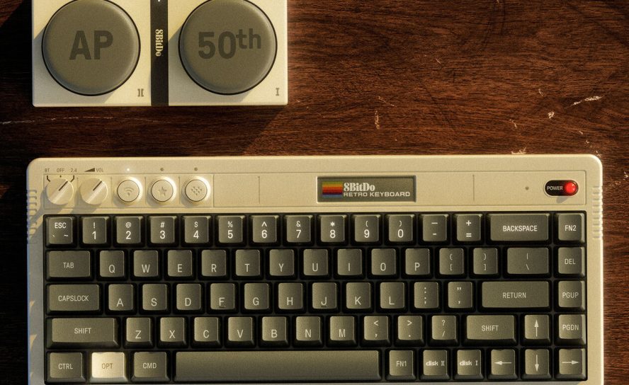 Клавиатура за $500 с духом Apple II: 8BitDo выпустила лимитированную AP50 к 50-летию Apple