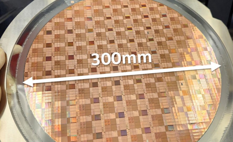 Intel создала самый тонкий GaN-чиплет: шаг к объединению питания и вычислений на одном кристалле