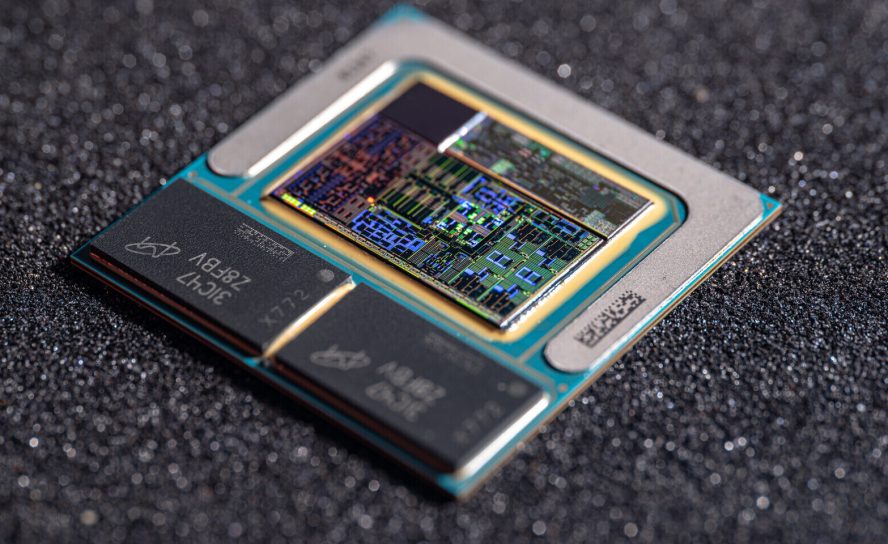 Intel может вернуть память прямо в процессор: Razor Lake-AX готовит ответ AMD Halo