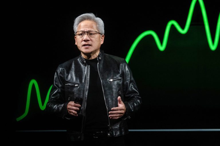 Глава NVIDIA Дженсен Хуанг