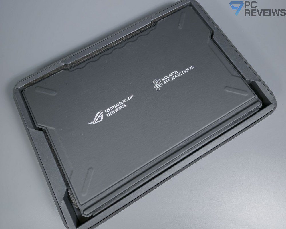 Упаковка игрового планшета ASUS ROG Flow Z13-KJP в эксклюзивном оформлении Kojima Productions