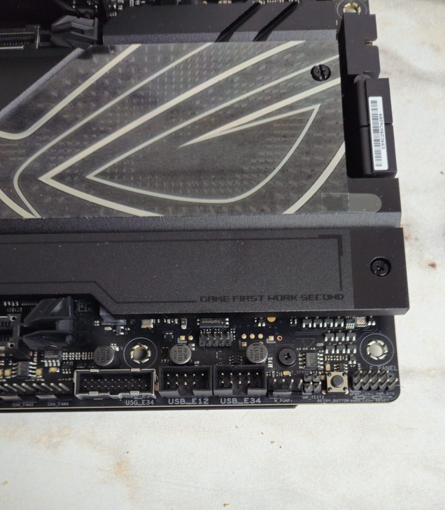 Материнская плата ASUS ROG MAXIMUS Z890 HERO