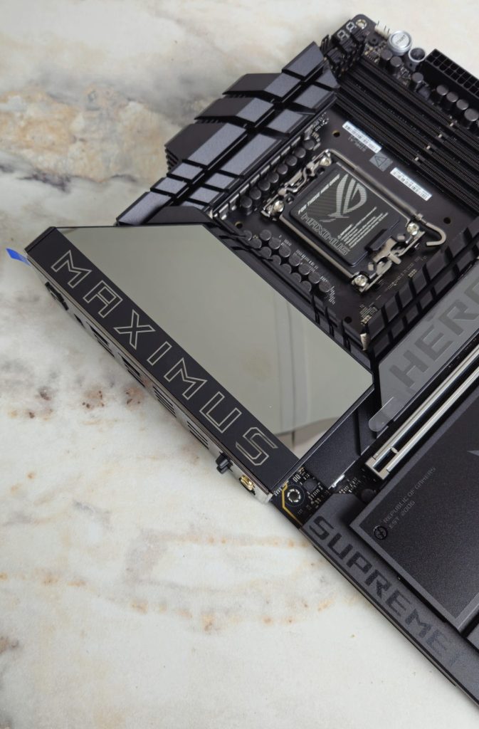 Материнская плата ASUS ROG MAXIMUS Z890 HERO