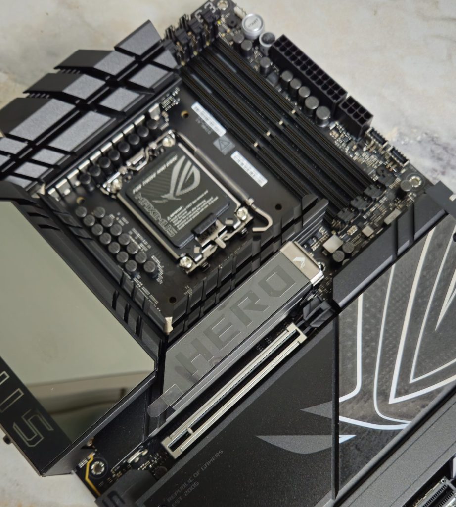 Материнская плата ASUS ROG MAXIMUS Z890 HERO