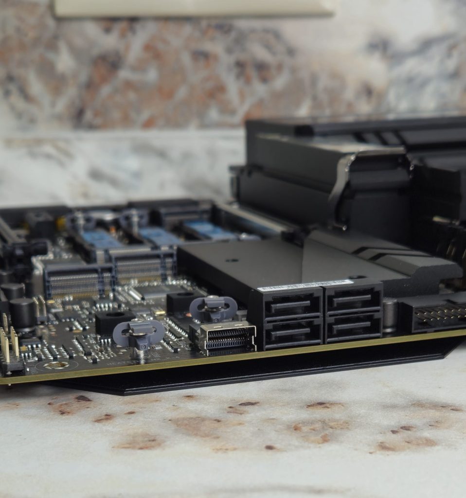 Материнская плата ASUS ROG MAXIMUS Z890 HERO