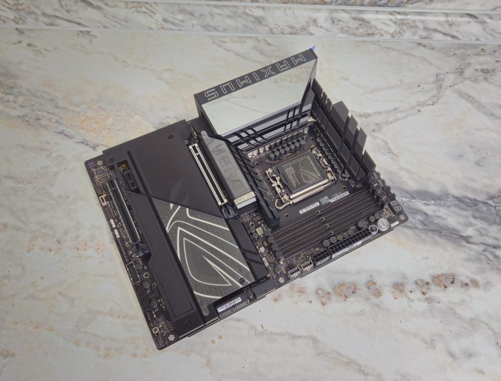 Материнская плата ASUS ROG MAXIMUS Z890 HERO