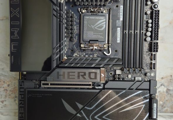 Материнская плата ASUS ROG MAXIMUS Z890 HERO