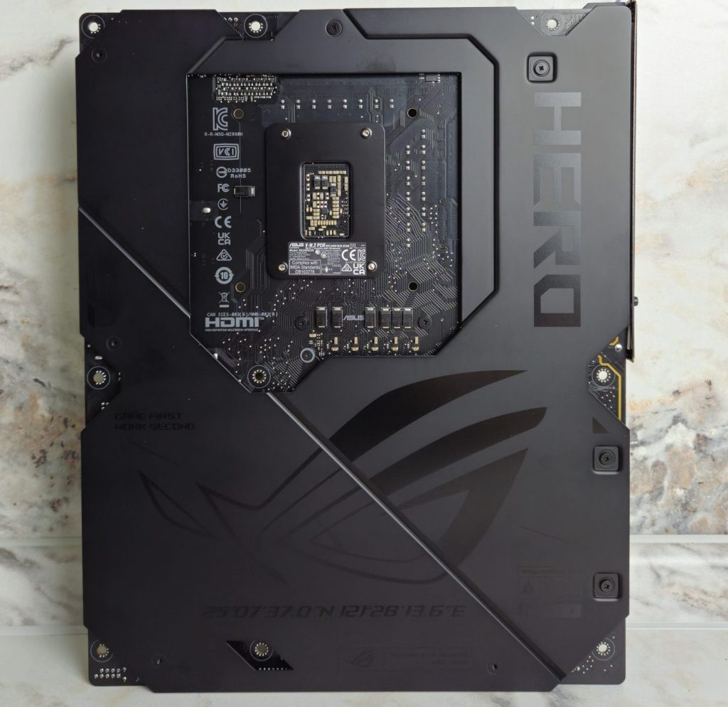 Материнская плата ASUS ROG MAXIMUS Z890 HERO