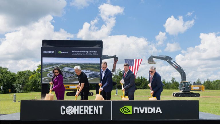 Coherent и NVIDIA закладывают фундамент оптического будущего ИИ