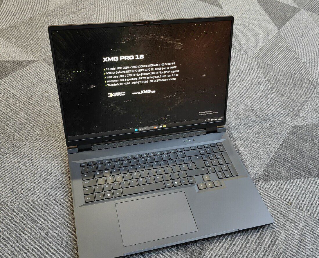 Ноутбук XMG PRO 18