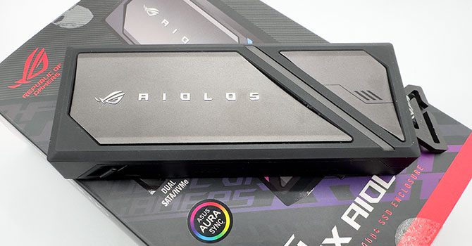Кейс для SSD ROG Strix Aiolos от ASUS