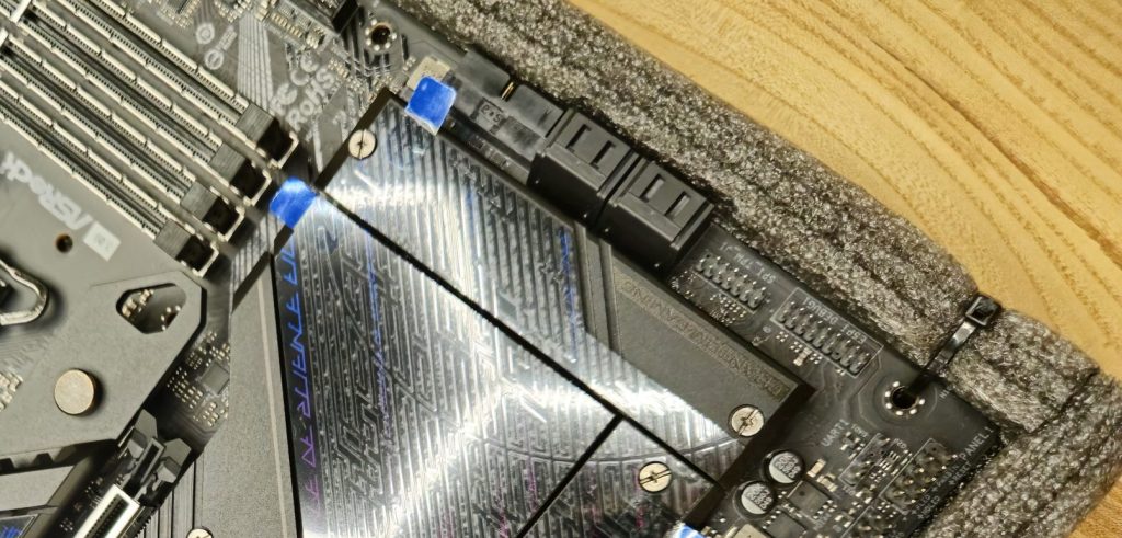 Материнская плата ASRock PHANTOM GAMING Z790 Nova WiFi