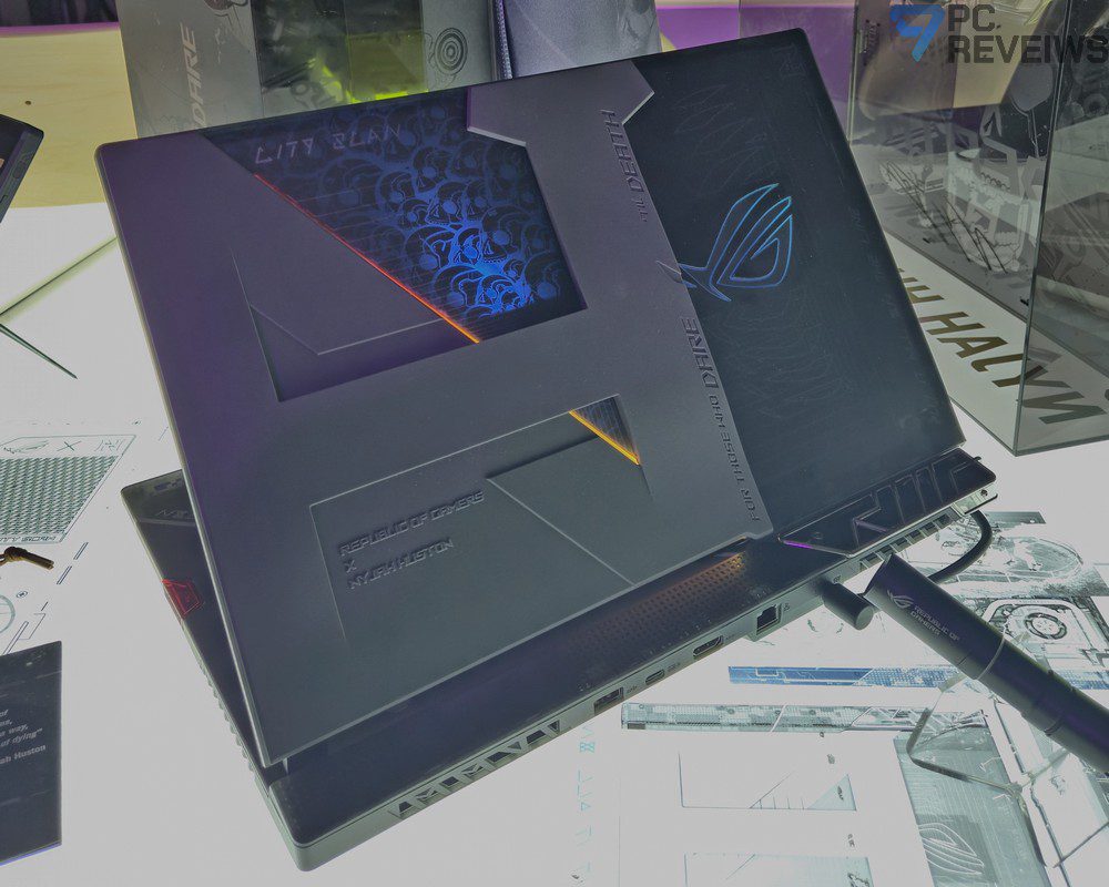 Игровой ноутбук ROG Strix Nyjah Huston Special Edition в уникальном дизайне, созданном совместно с профессиональным скейтбордистом