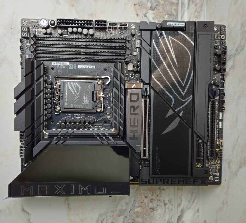Материнская плата ASUS ROG MAXIMUS Z890 HERO