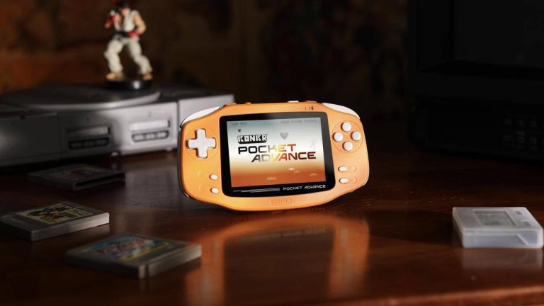 Ретро-консоль AYANEO KONKR Pocket Advance