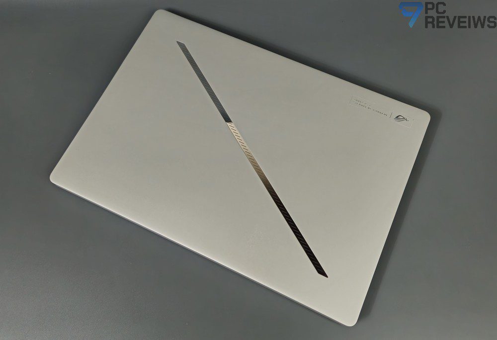 Распаянная оперативная память в ROG Zephyrus 2024 года с CNC-фрезерованным алюминиевым корпусом.