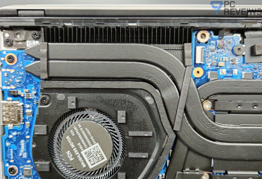 ASUS Cloud Recovery в BIOS ROG Zephyrus для восстановления Windows.