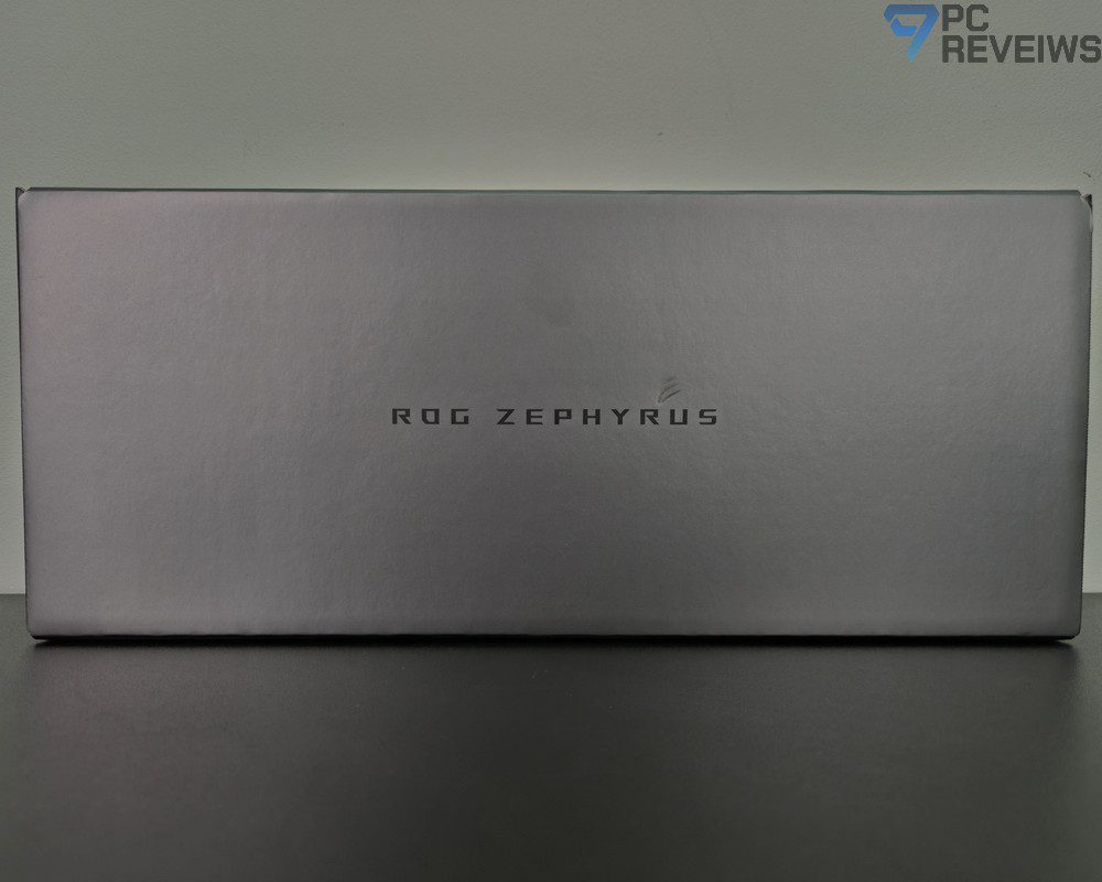 Отдельная картонная упаковка с аксессуарами для ASUS ROG Zephyrus Duo 2026.