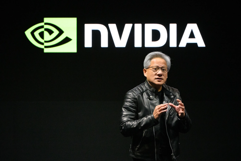 Дженсен Хуанг из NVIDIA во время интервью об искусственном интеллекте