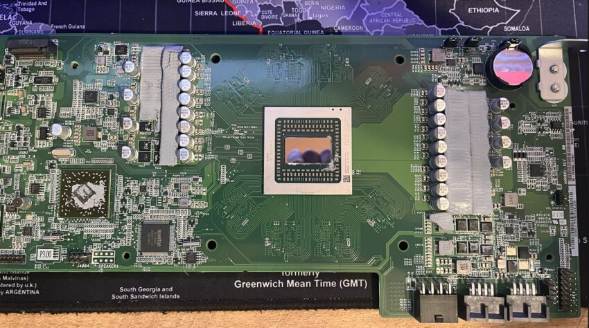 Плата AMD BC-250 переделанная в игровую консоль на Linux