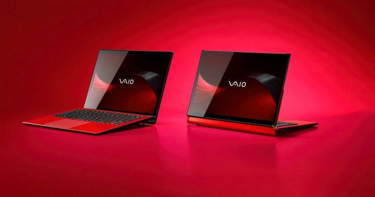 Ноутбук VAIO T с механизмом трансформации Multi Flip