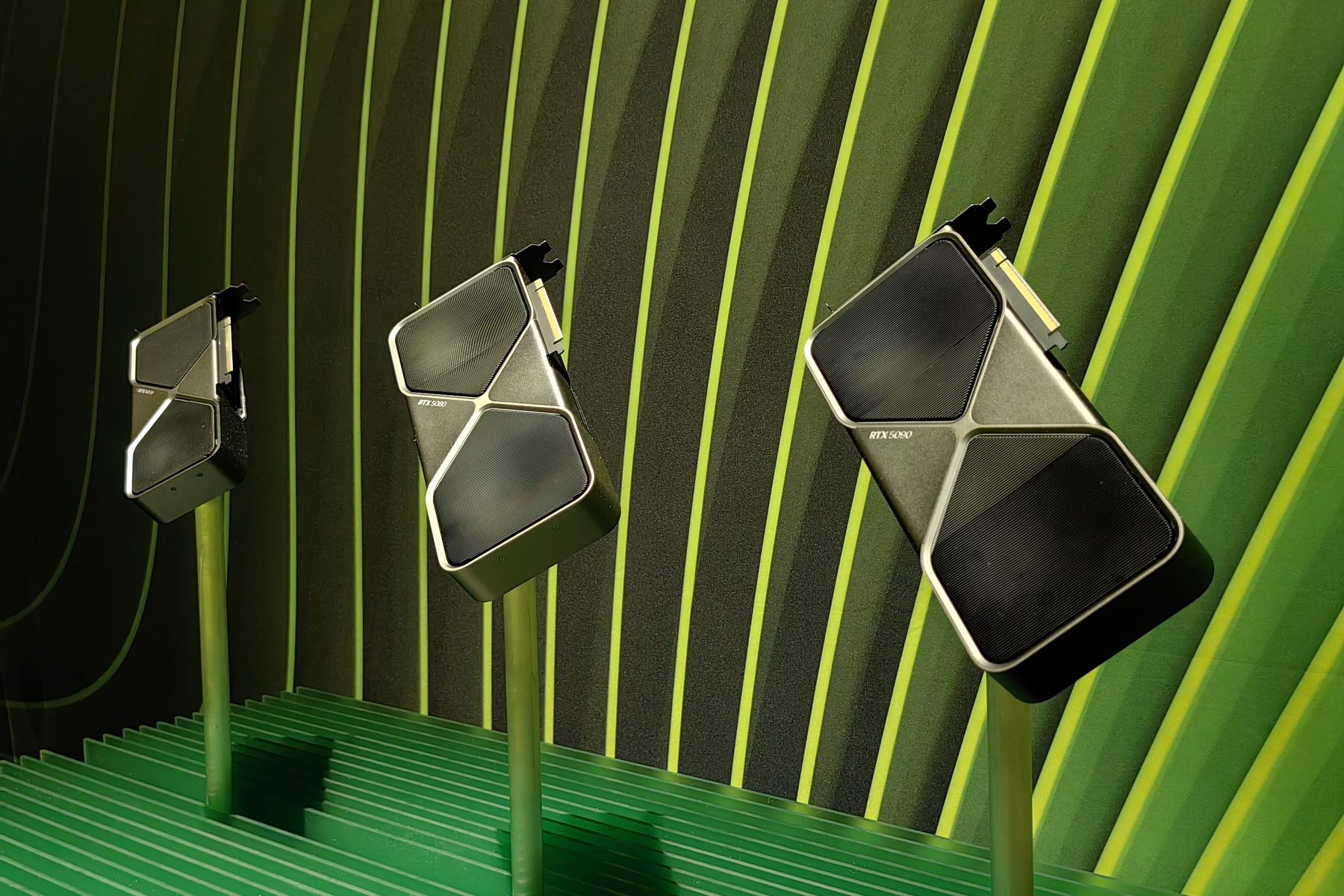 Рост цен на видеокарты NVIDIA RTX 50 в Европе