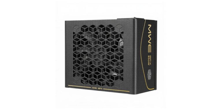 Компактный блок питания Cooler Master MWE SFX Gold чёрного цвета с вентилятором 92 мм